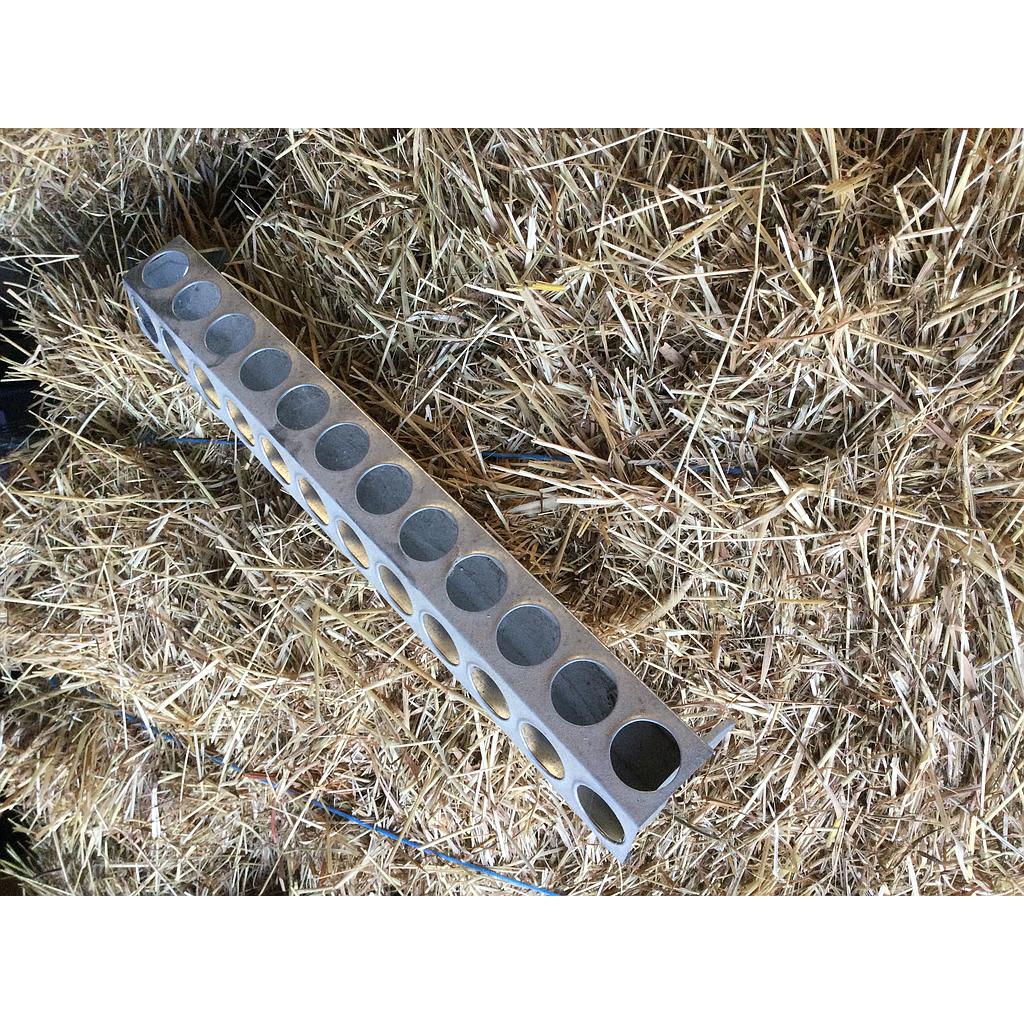 Mangeoire 50cm à trous